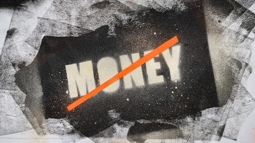 Photo financial mistakes